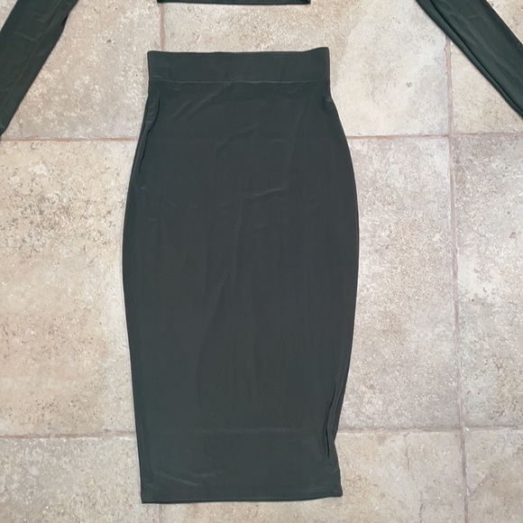 Two piece dress - Picture 3 of 5